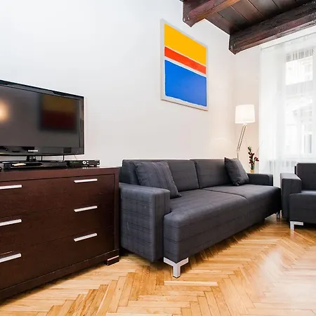 Barbican House Apartment *