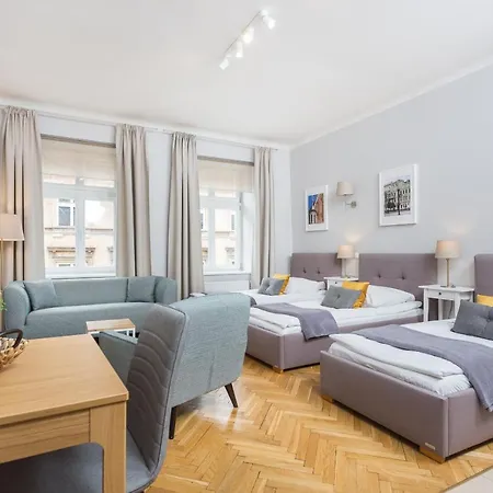 Barbican House Apartment *